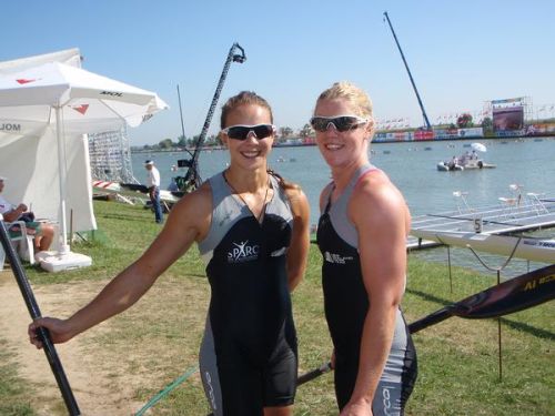 Lisa Carrington and Erin Taylor