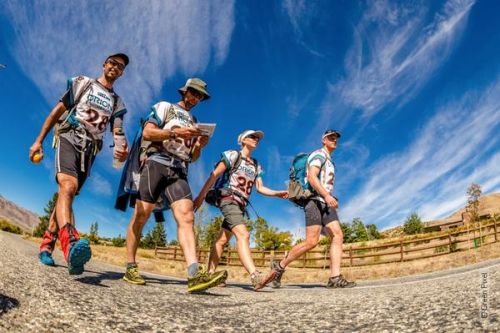 Team 28 Rogue from Australia stride out of the Kayak transition towards the Pisa Range near Cromwell